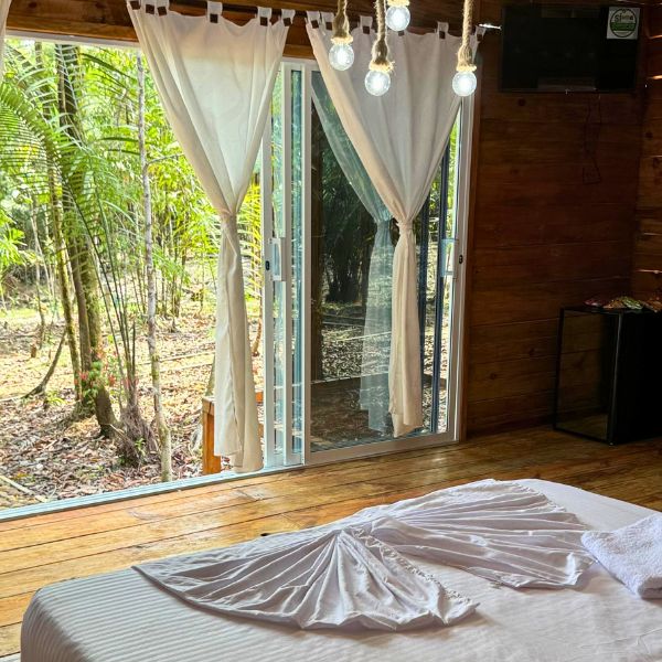 Glamping-Tour-Ballenas-Playas-y-Cascadas-por-EcoTrips-www.ecotrips.co-002