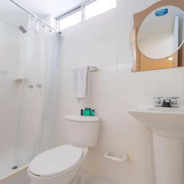 Tour-Playa-Hawai-y-cascadas-del-tolima-por-EcoTrips-www.ecotrips.co-hotel-004