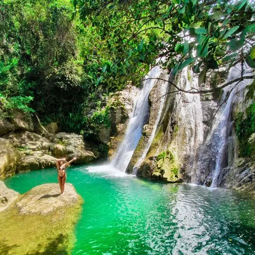 Tour-Playa-Hawai-y-cascadas-del-tolima-con-EcoTrips-www.ecotrips.co-001