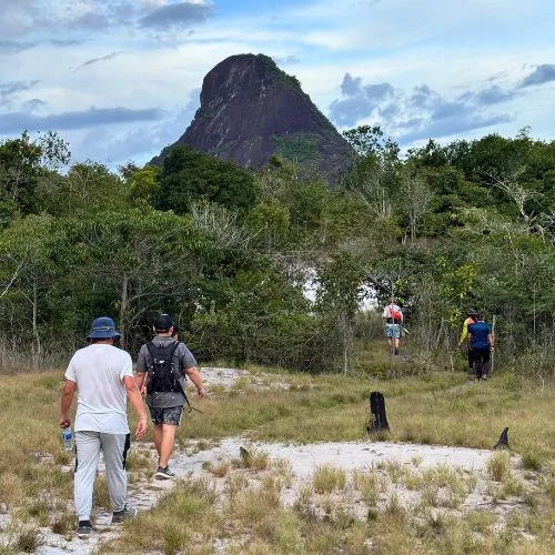 tour-todo-incluido-a-los-cerros-mavecure-con-ecotrips-www.ecotrips.co-0016