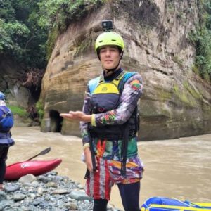Dumar-Renfijo-guia-nativo-ecotrips-planes-rio-guejar-canotaje-rio-guejar-canon-rio-guejar-Ecotrips-www.ecotrips.co
