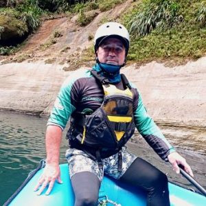 Jair Pacheco - guia nativo ecotrips - planes rio guejar, canotaje rio guejar, cañon rio guejar Ecotrips www.ecotrips.co